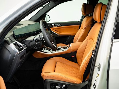 New 2026 BMW X5 xDrive40i w/ Climate Comfort Package image 21