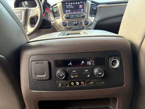 Used 2016 GMC Yukon XL Denali w/ Open Road Package image 46