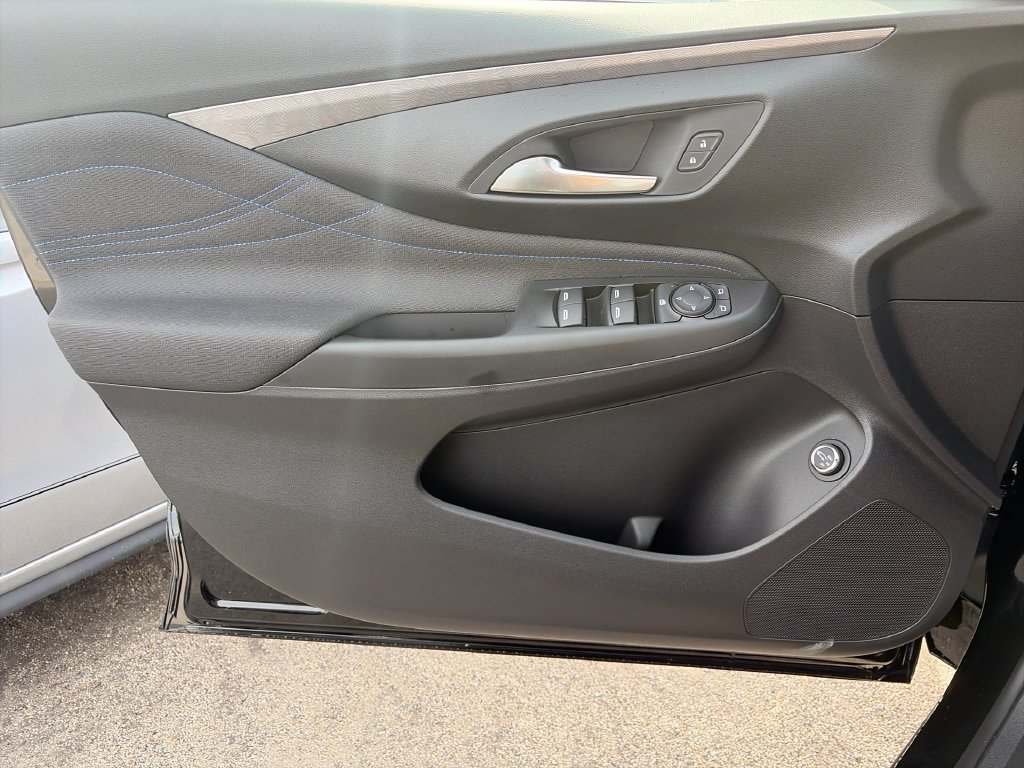 New 2026 Buick Envista Sport Touring w/ Convenience I Package FWD image 24
