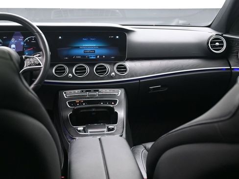 Used 2022 Mercedes-Benz E 350 4MATIC Sedan image 14