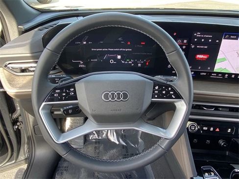 Used 2025 Audi Q5 Premium Plus image 25