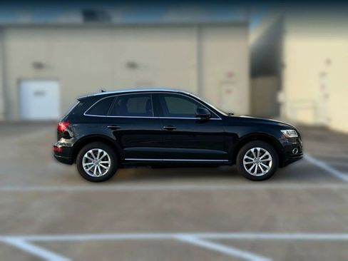 Used 2016 Audi Q5 2.0T Premium Plus w/ Technology Package image 10