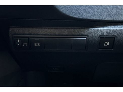 New 2026 Toyota Corolla XLE image 27