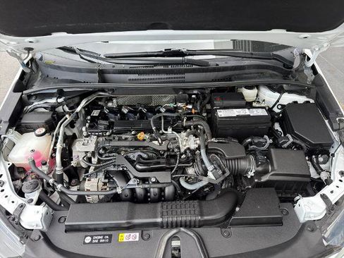 Used 2022 Toyota Corolla XSE FWD image 5