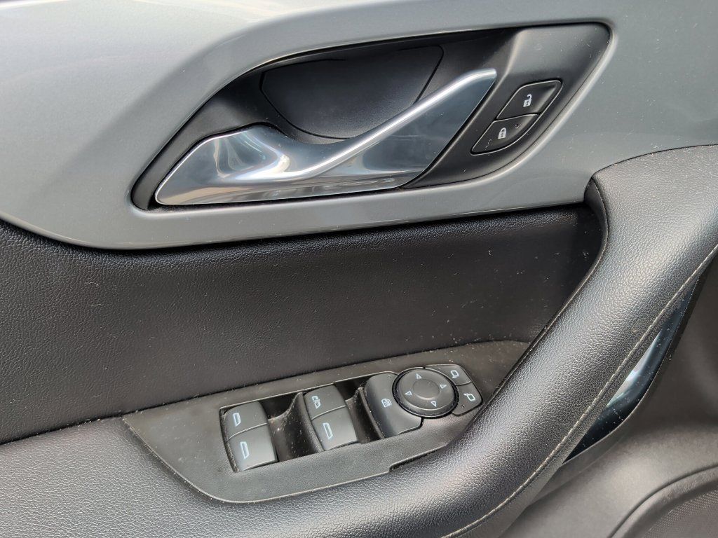 Used 2019 Chevrolet Blazer LT FWD image 8