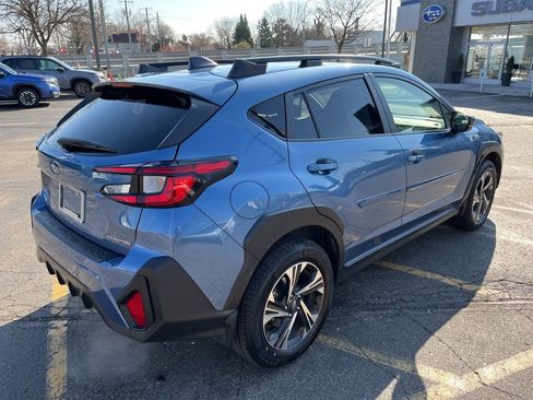 Used 2024 Subaru Crosstrek 2.0i Premium image 6