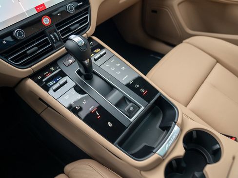 New 2026 Porsche Macan S AWD/4WD image 21
