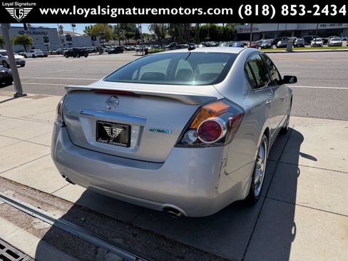 Used 2008 Nissan Altima Hybrid Sedan w/ Technology Pkg image 7