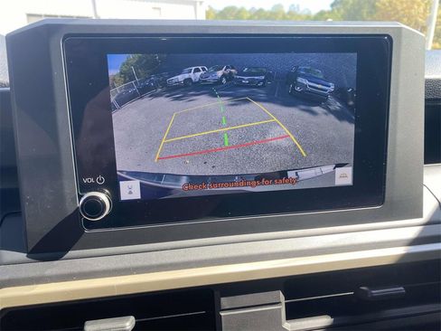 Used 2024 Toyota Tacoma SR image 21