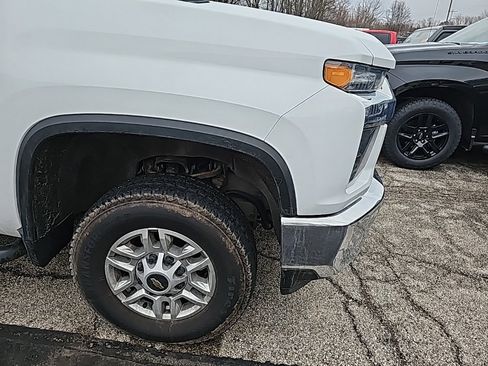 Used 2021 Chevrolet Silverado 2500 LT image 9