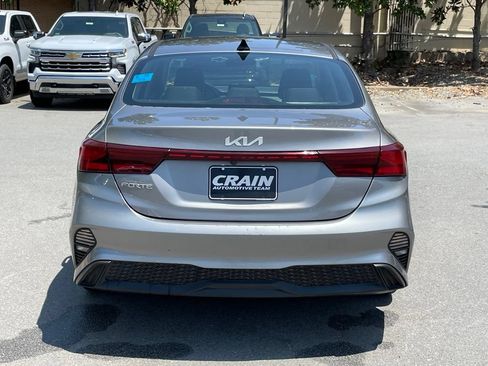 Used 2023 Kia Forte LXS FWD image 6