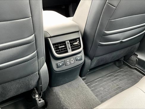 Used 2024 Subaru Legacy Limited AWD/4WD image 11