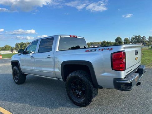 Used 2017 Chevrolet Silverado 1500 LT AWD/4WD image 6
