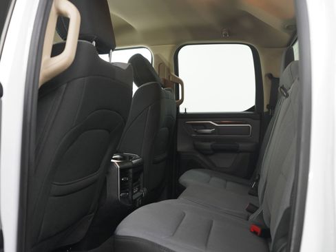 Used 2019 RAM 1500 Big Horn AWD/4WD image 16