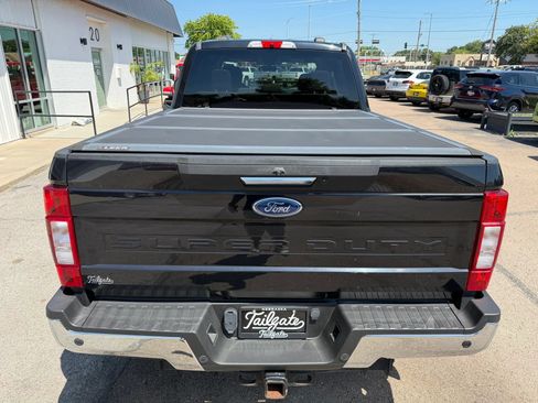 Used 2022 Ford F250 XLT w/ XLT Premium Package AWD/4WD image 6