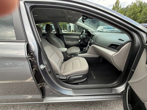 Used 2019 Hyundai Elantra Value Edition image 15