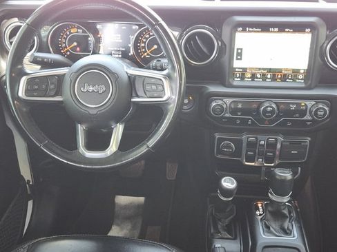 Used 2020 Jeep Wrangler Unlimited Sahara AWD/4WD image 26