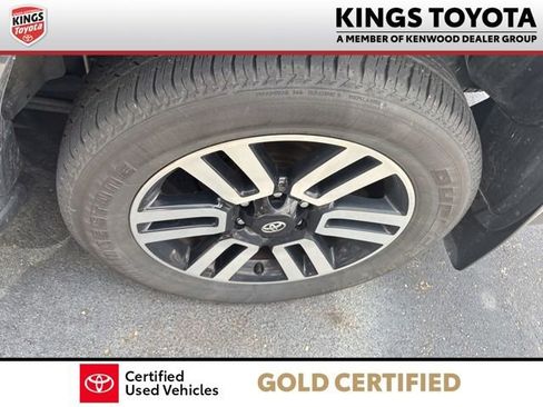Used 2024 Toyota 4Runner Limited AWD/4WD image 12