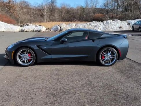 Used 2019 Chevrolet Corvette Stingray Coupe w/ 2LT Preferred Equipment Group image 5