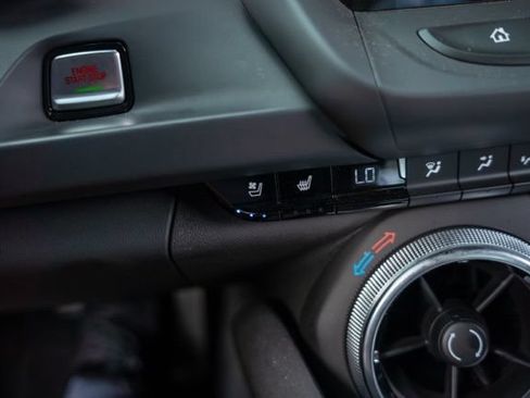 Used 2022 Chevrolet Camaro ZL1 RWD image 24
