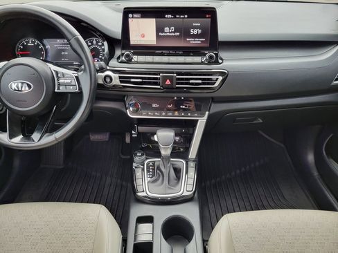 Used 2021 Kia Seltos SX w/ SX Sunroof Package image 18