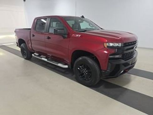 Used 2020 Chevrolet Silverado 1500 LT Trail Boss AWD/4WD image 3