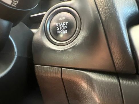 Used 2018 MAZDA MAZDA3 Sport FWD image 23