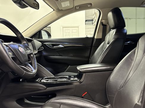 Used 2021 Buick Envision Essence w/ Technology Package I image 5
