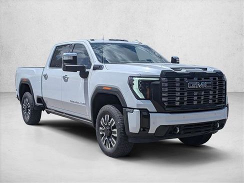 New 2026 GMC Sierra 2500 Denali Ultimate AWD/4WD image 7