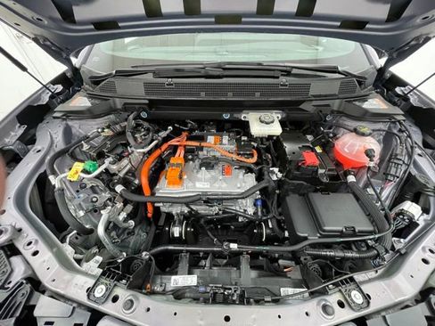 New 2026 Chevrolet Equinox EV LT image 14