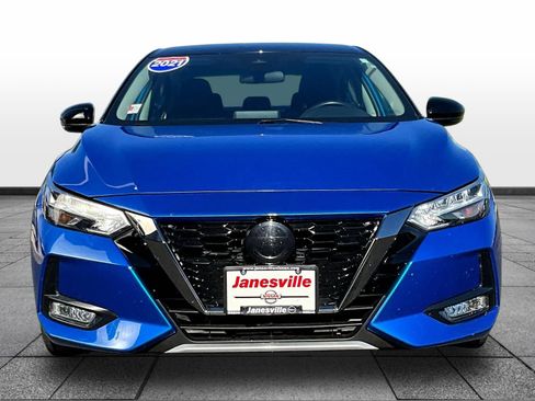 Used 2021 Nissan Sentra SR FWD image 2