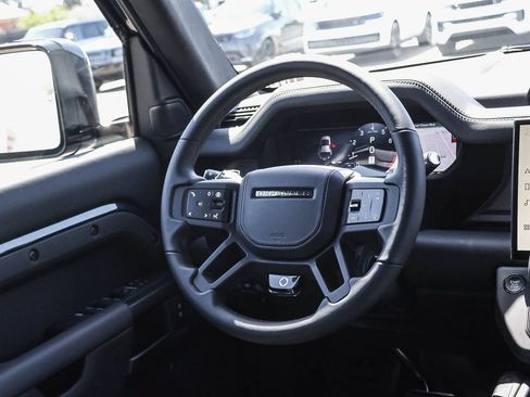 New 2026 Land Rover Defender 110 AWD/4WD image 24
