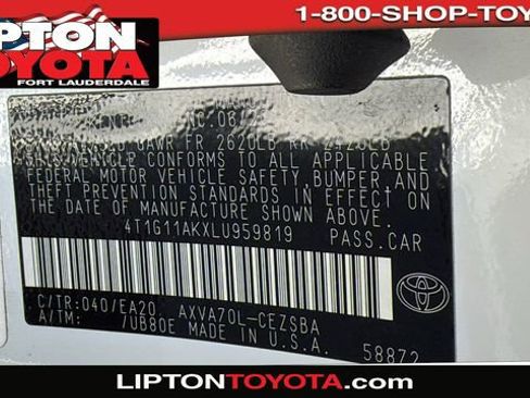 Used 2020 Toyota Camry SE image 26