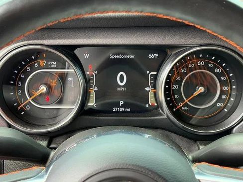 Used 2023 Jeep Gladiator Mojave w/ LED Lighting Group AWD/4WD image 24