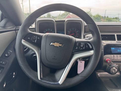 Used 2014 Chevrolet Camaro LS RWD image 18