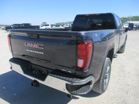 New 2026 GMC Sierra 3500 SLE w/ SLE Value Package AWD/4WD image 5