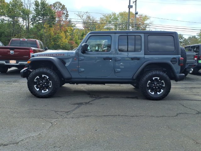 Certified 2025 Jeep Wrangler Unlimited Rubicon AWD/4WD image 4