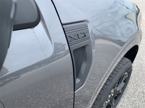 New 2025 Ford Maverick XLT w/ Black Appearance Package image 13