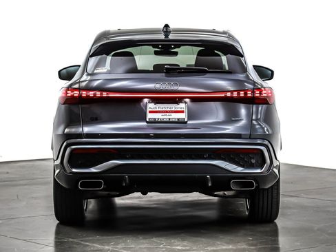 New 2025 Audi Q5 Premium Plus image 3