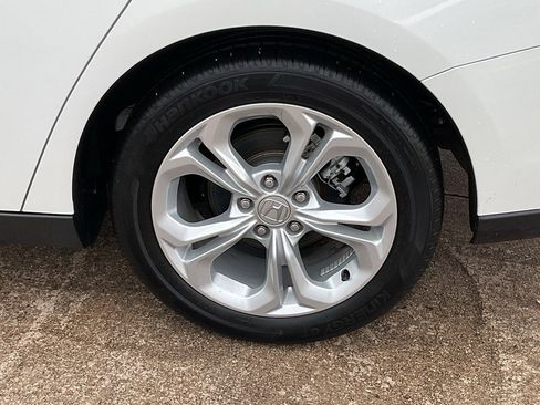 Used 2023 Honda Accord LX image 8