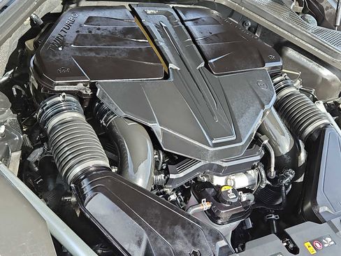 Used 2025 Genesis GV80 3.5T Advanced image 14