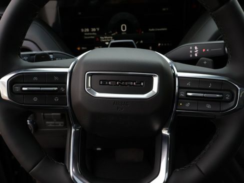 New 2026 GMC Yukon XL Denali w/ Denali Reserve Package image 40