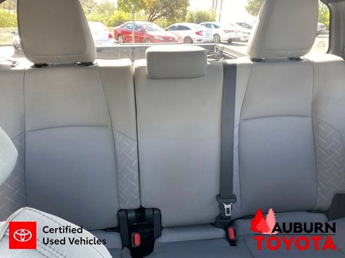Certified 2024 Toyota Tacoma SR5 AWD/4WD image 21