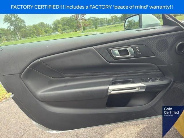 Used 2025 Ford Mustang Premium RWD image 23