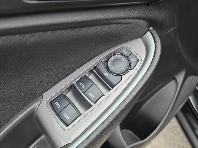 Used 2025 Chevrolet Malibu LT FWD image 18
