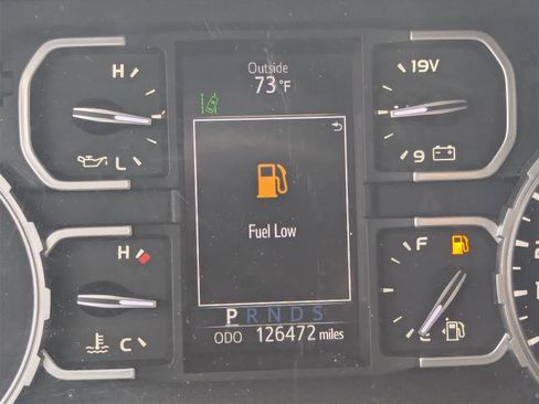 Used 2019 Toyota Tundra Limited w/ Limited Premium Package image 31