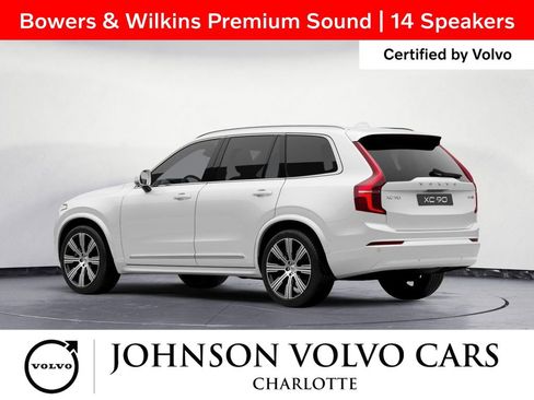 Used 2023 Volvo XC90 B6 Ultimate w/ Lounge Package image 4