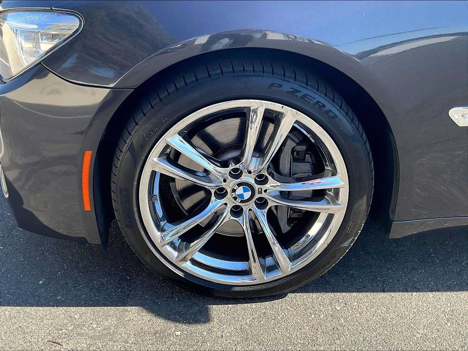 Used 2014 BMW 750Li RWD image 11