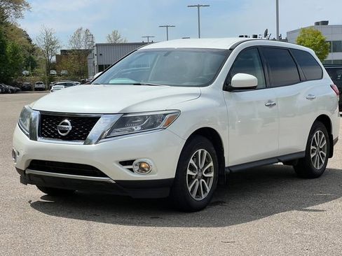 Used 2015 Nissan Pathfinder S AWD/4WD image 36