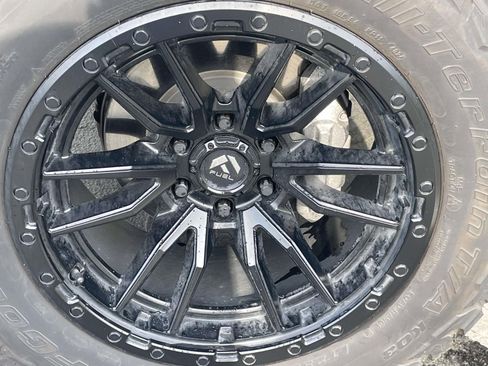 Used 2023 Chevrolet Silverado 1500 LT image 8